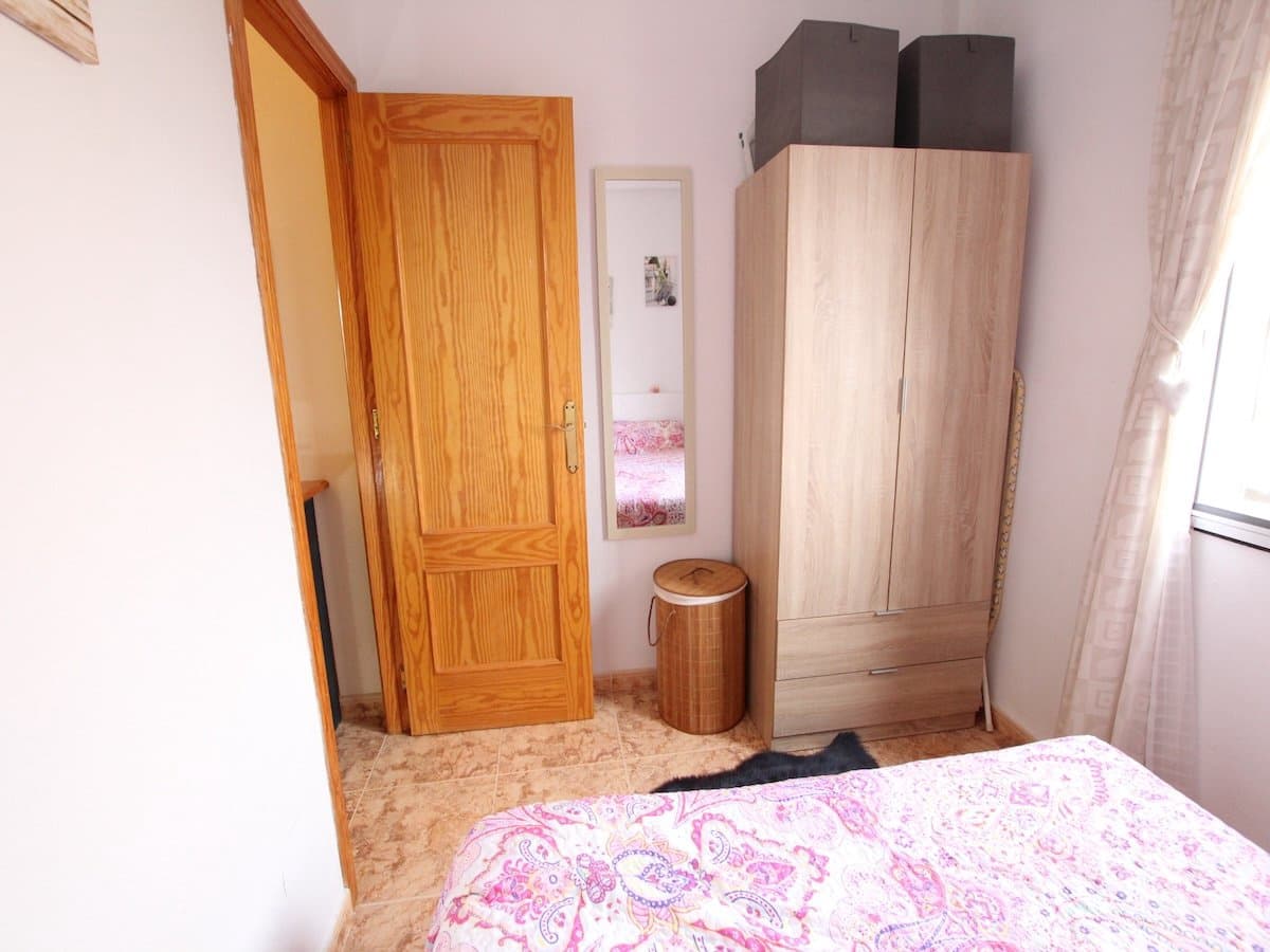 Casa de 2 habitaciones en Villamartin en venta con piscina - 179.500 € (Ref: 10176361)