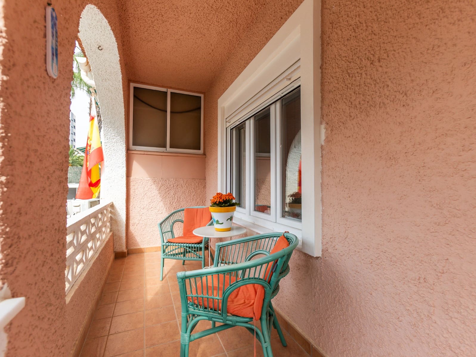 3 soveværelse Villa til salg i Punta Prima med swimmingpool - € 680.000 (Ref: 10182741)