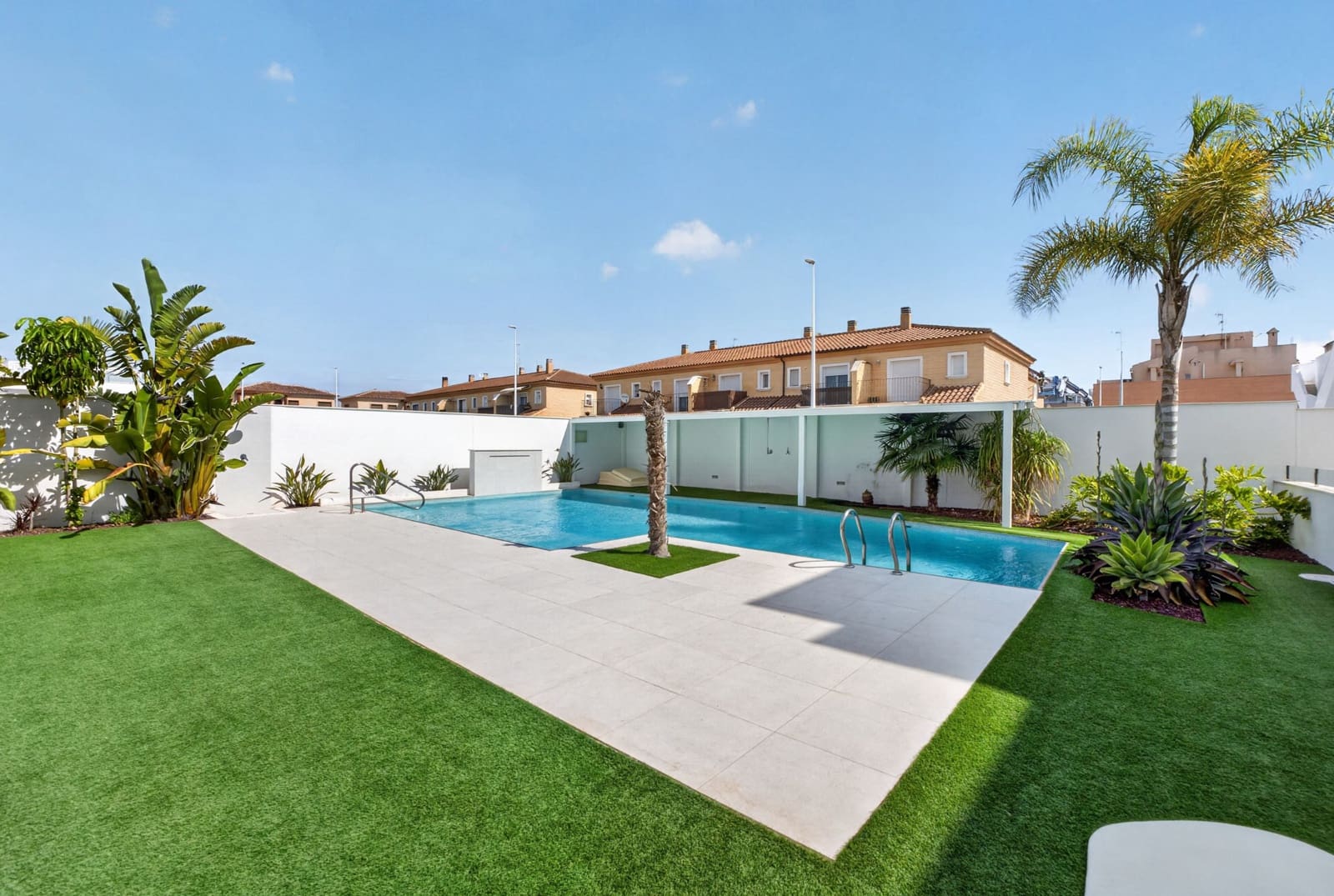 2 chambre Bungalow à vendre à Pilar de la Horadada avec piscine garage - 295 000 € (Ref: 10182762)