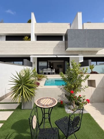 2 soverom Bungalow til salgs i Pilar de la Horadada ciudad, Pilar de la Horadada med svømmebasseng garasje - € 439 000 (Ref: 10182763)