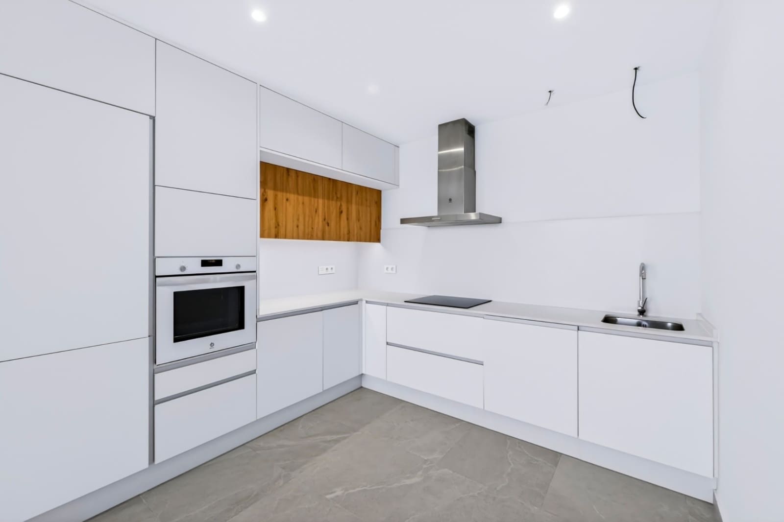 2 bedroom Apartment for sale in San Pedro del Pinatar with pool garage - € 249,000 (Ref: 10182774)