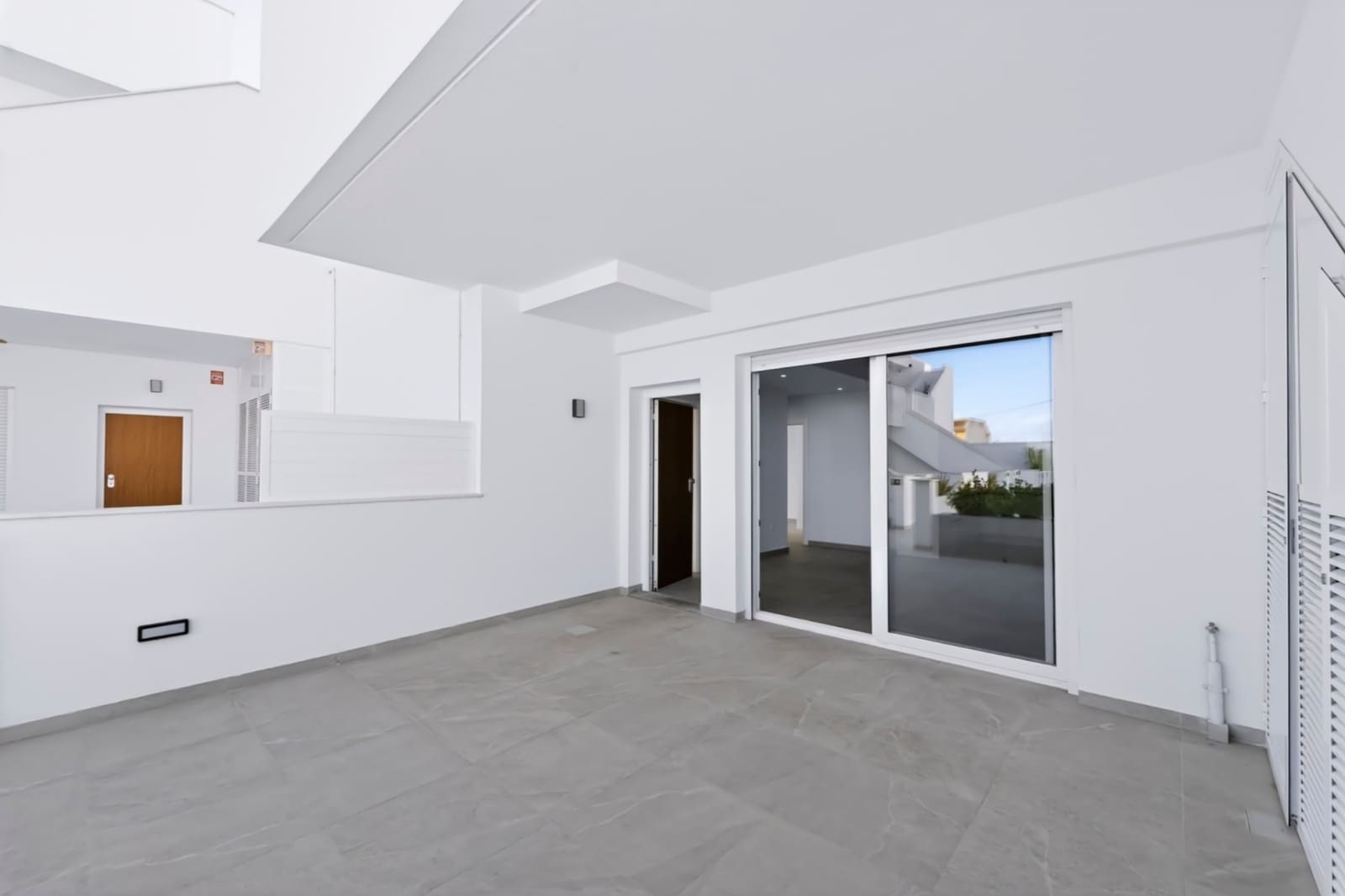 2 bedroom Apartment for sale in San Pedro del Pinatar with pool garage - € 249,000 (Ref: 10182774)