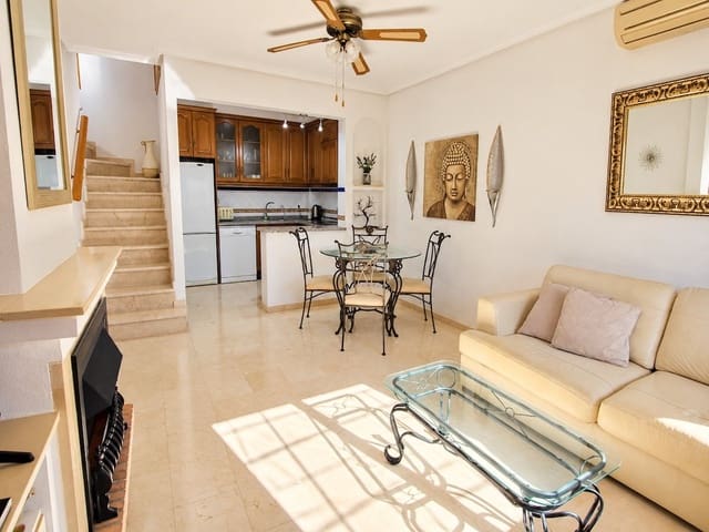 Casa de 3 habitaciones en Villamartin, Orihuela en venta con piscina garaje - 245.000 € (Ref: 10184212)