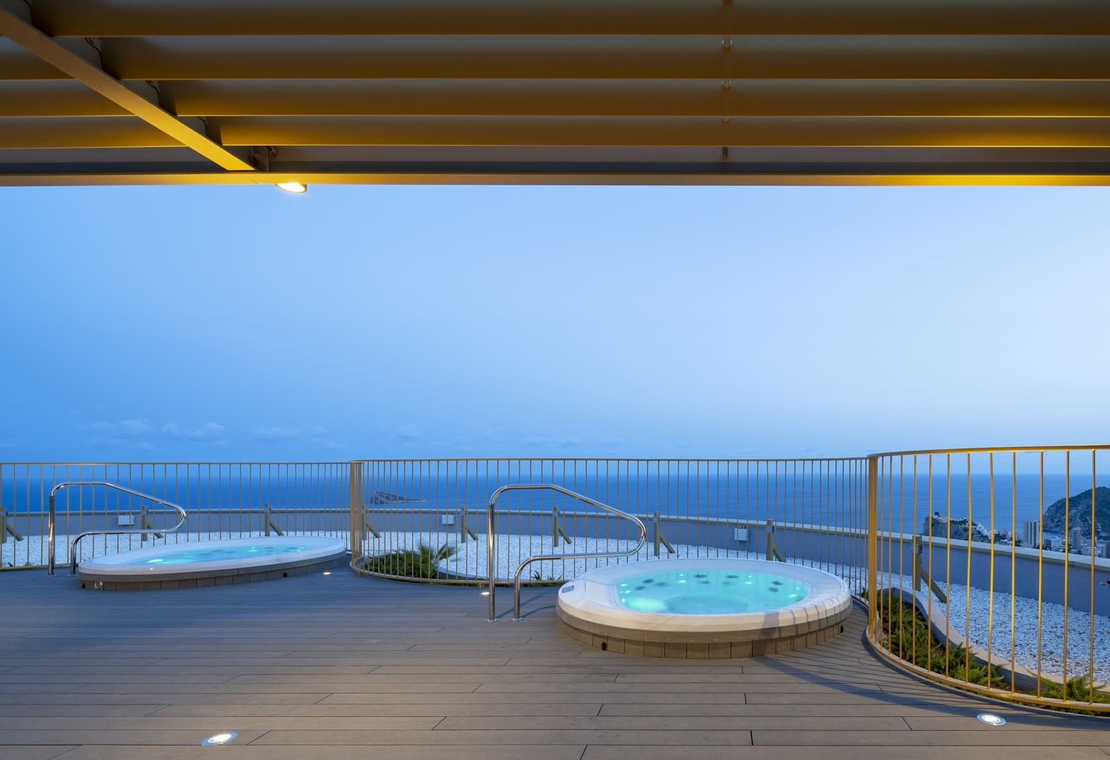 3 chambre Appartement à vendre à Benidorm avec piscine - 995 000 € (Ref: 6934269)