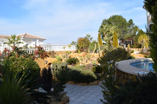 5 Zimmer Villa zu verkaufen in Ciudad Quesada, Rojales mit Pool Garage - 890.000 € (Ref: 6955347)