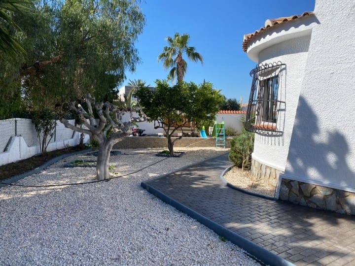 3 Zimmer Villa zu verkaufen in Ciudad Quesada mit Pool - 530.000 € (Ref: 6955376)