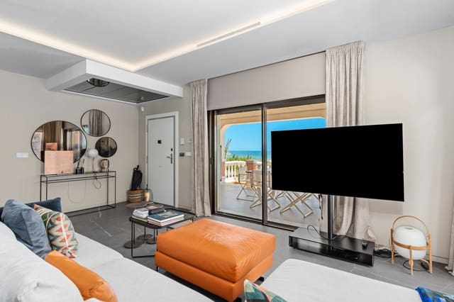 6 chambre Maison de Ville à vendre à Guardamar Playa, Guardamar del Segura avec garage - 1 350 000 € (Ref: 7636715)