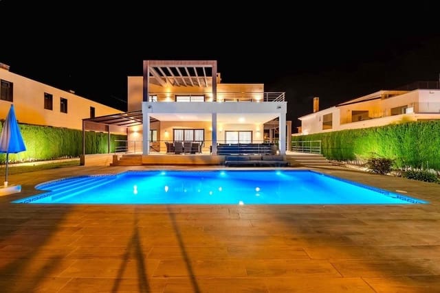 5 soveværelse Villa til salg i Cabo Roig, Orihuela med swimmingpool - € 1.995.000 (Ref: 7657753)