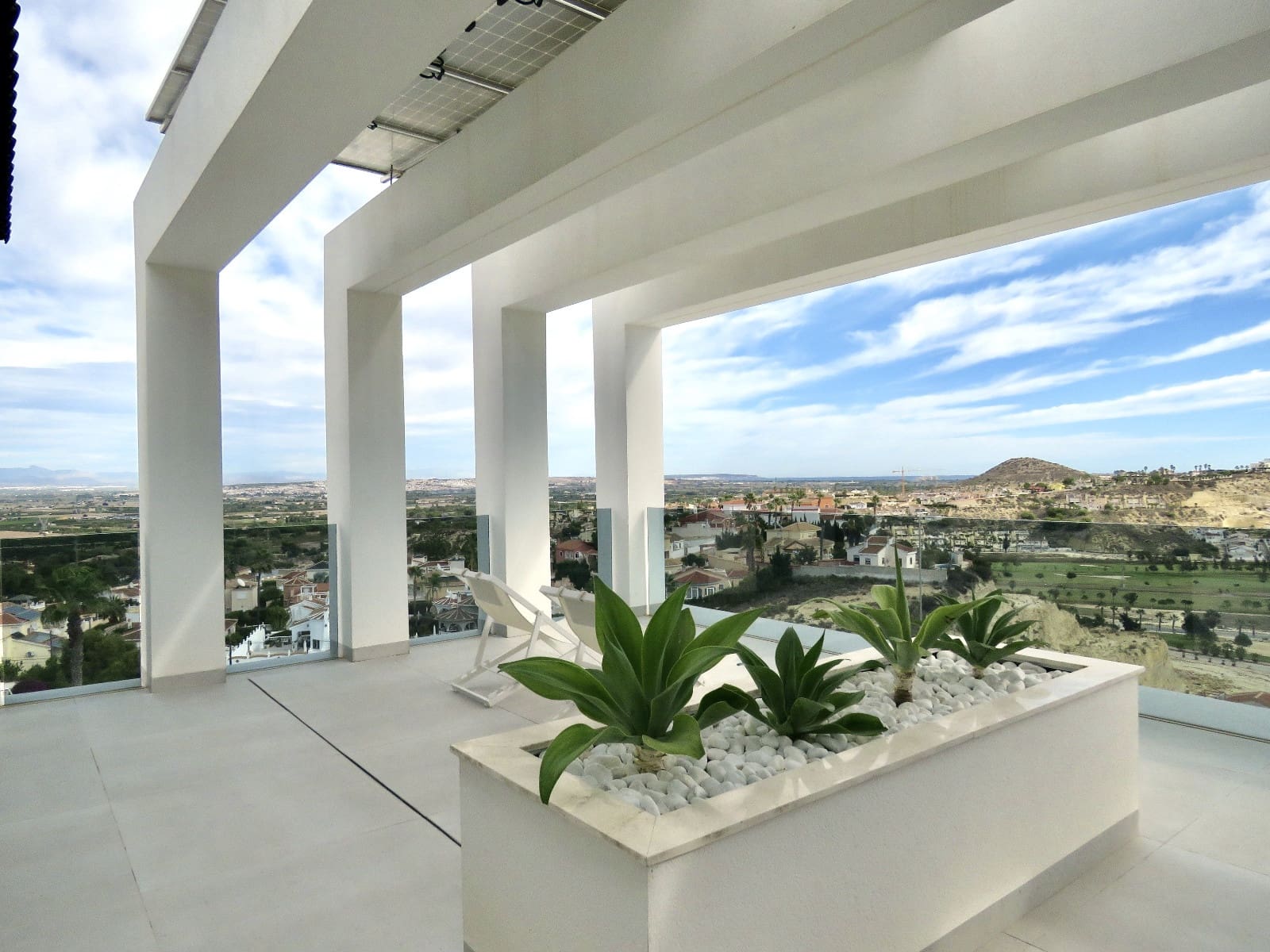 4 soverom Villa til salgs i Ciudad Quesada med svømmebasseng - € 1 799 000 (Ref: 7929196)