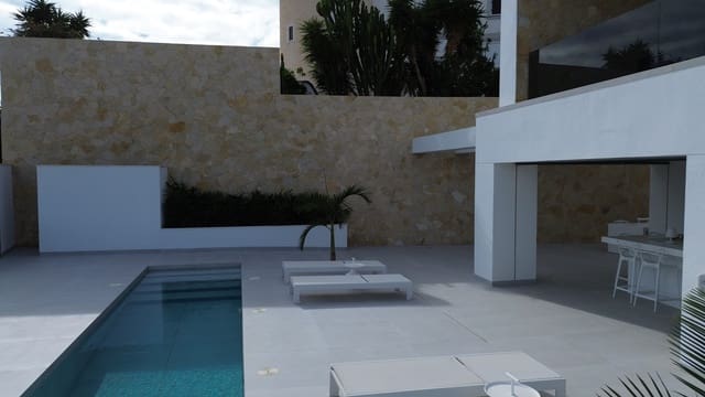 4 soveværelse Villa til salg i Ciudad Quesada, Rojales med swimmingpool - € 1.799.000 (Ref: 7929196)