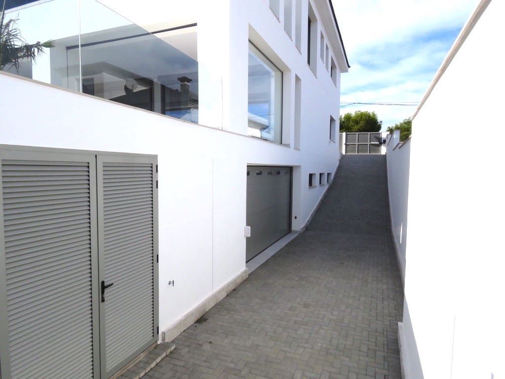 4 soverom Villa til salgs i Ciudad Quesada med svømmebasseng - € 1 799 000 (Ref: 7929196)