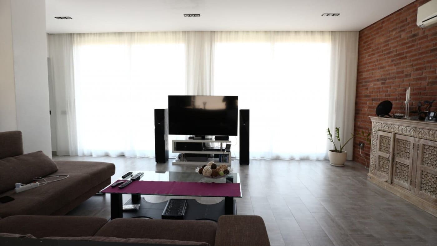 3 soveværelse Villa til salg i Torrevieja med swimmingpool - € 709.000 (Ref: 8119382)