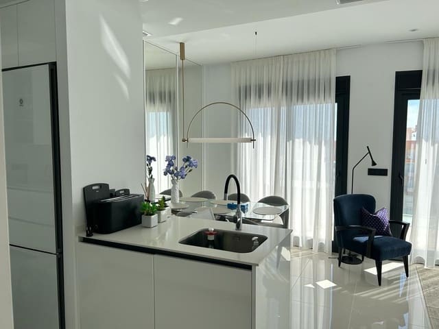 3 slaapkamer Appartement te koop in Guardamar Playa, Guardamar del Segura met zwembad garage - € 741.000 (Ref: 8119383)