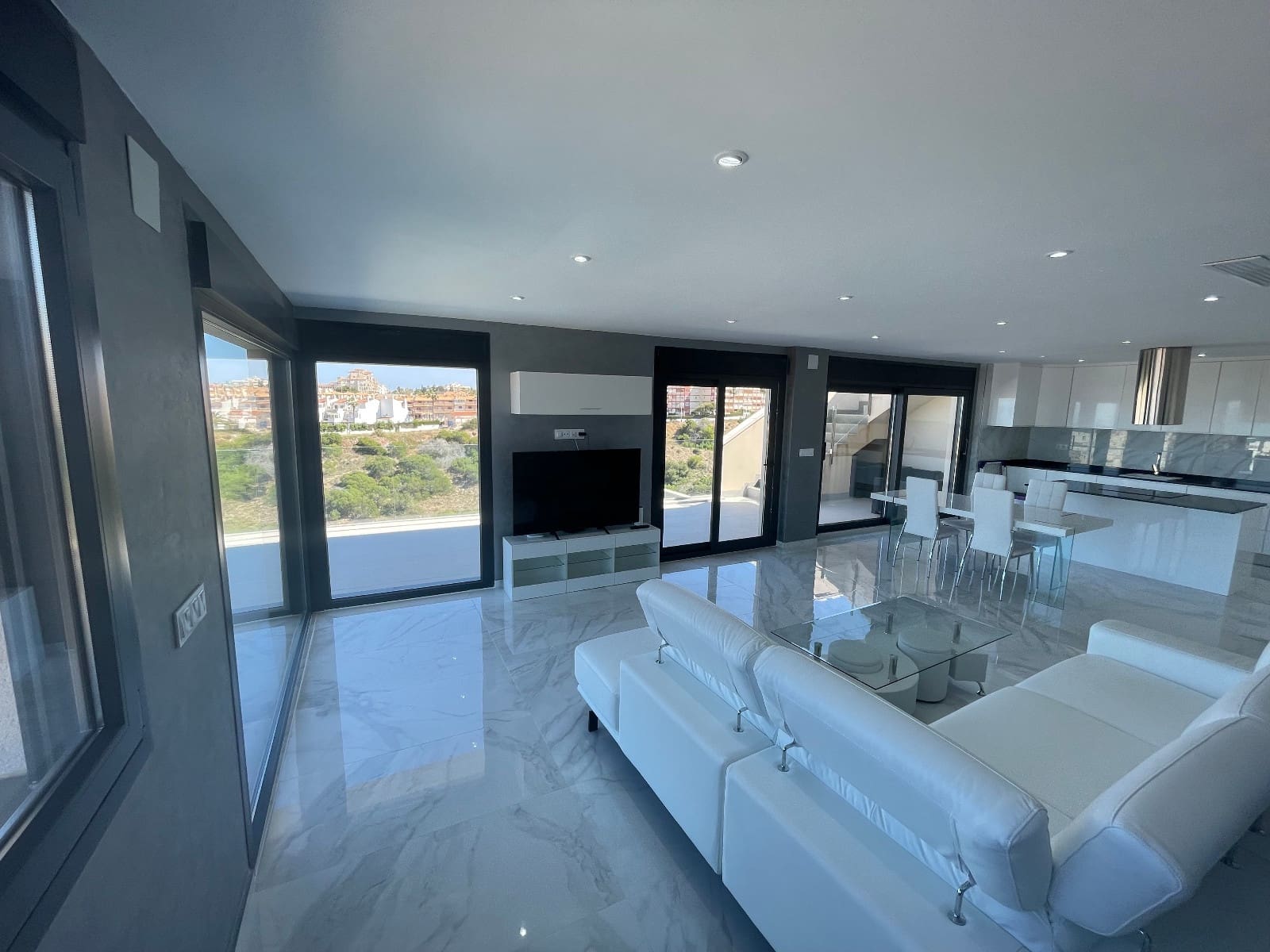 5 Zimmer Villa zu verkaufen in La Mata mit Pool - 1.140.000 € (Ref: 8150983)