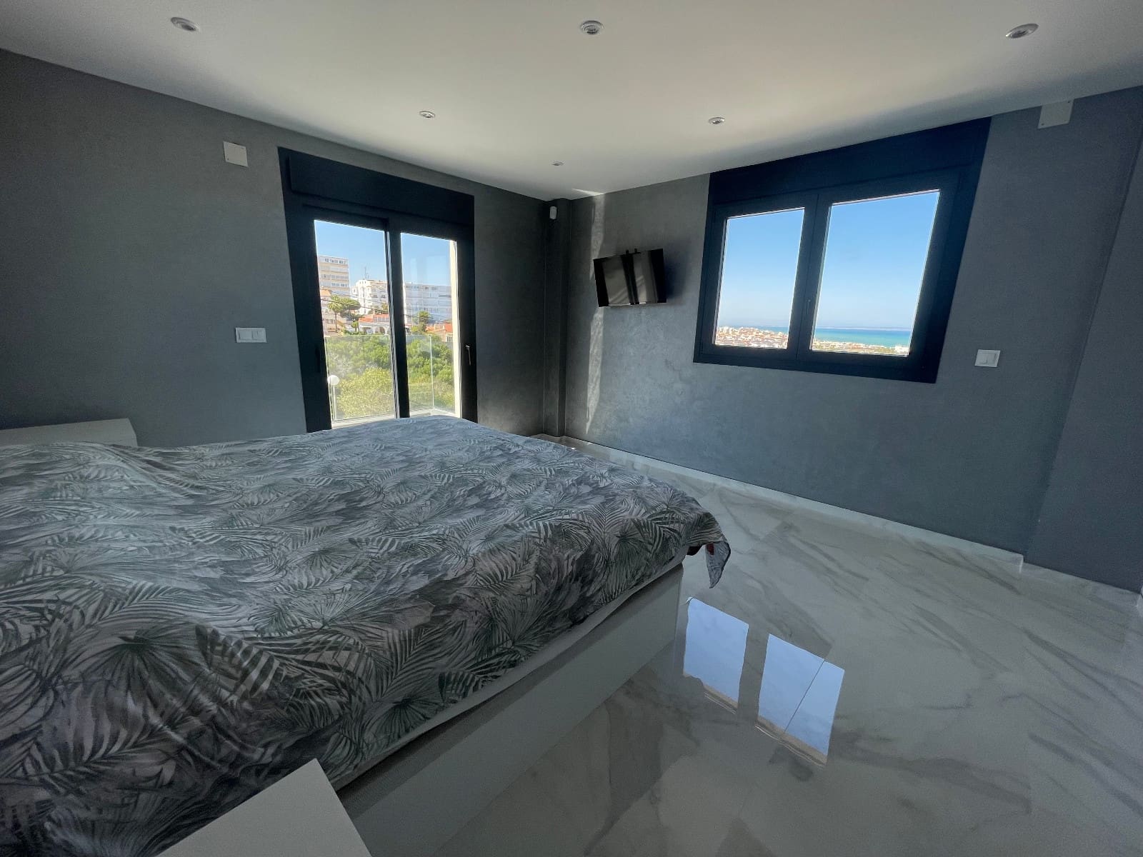 5 Zimmer Villa zu verkaufen in La Mata mit Pool - 1.140.000 € (Ref: 8150983)