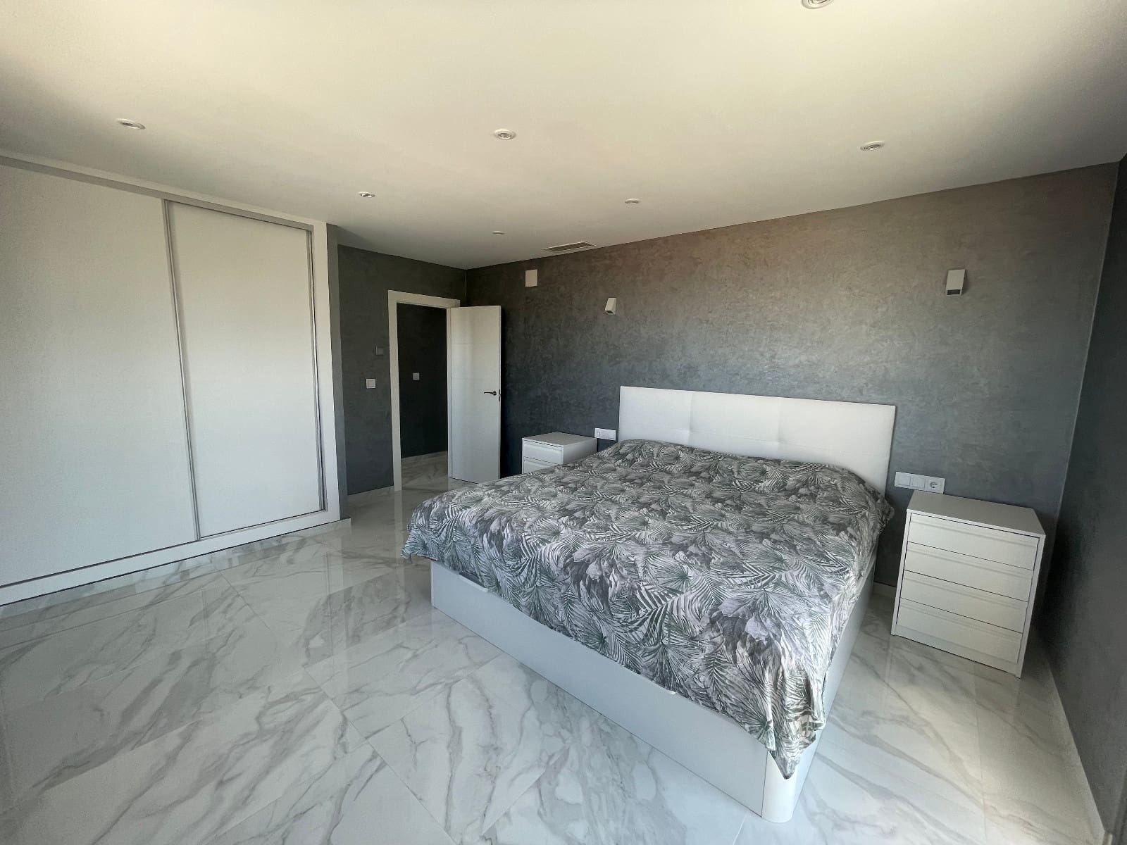 5 Zimmer Villa zu verkaufen in La Mata mit Pool - 1.140.000 € (Ref: 8150983)