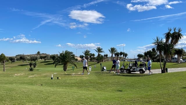 2 quarto Bungalow para venda em Vistabella, Orihuela com piscina - 239 900 € (Ref: 8338224)