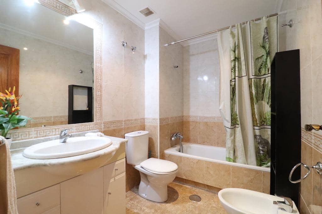 2 bedroom Apartment for sale in La Regia, Orihuela with pool garage €