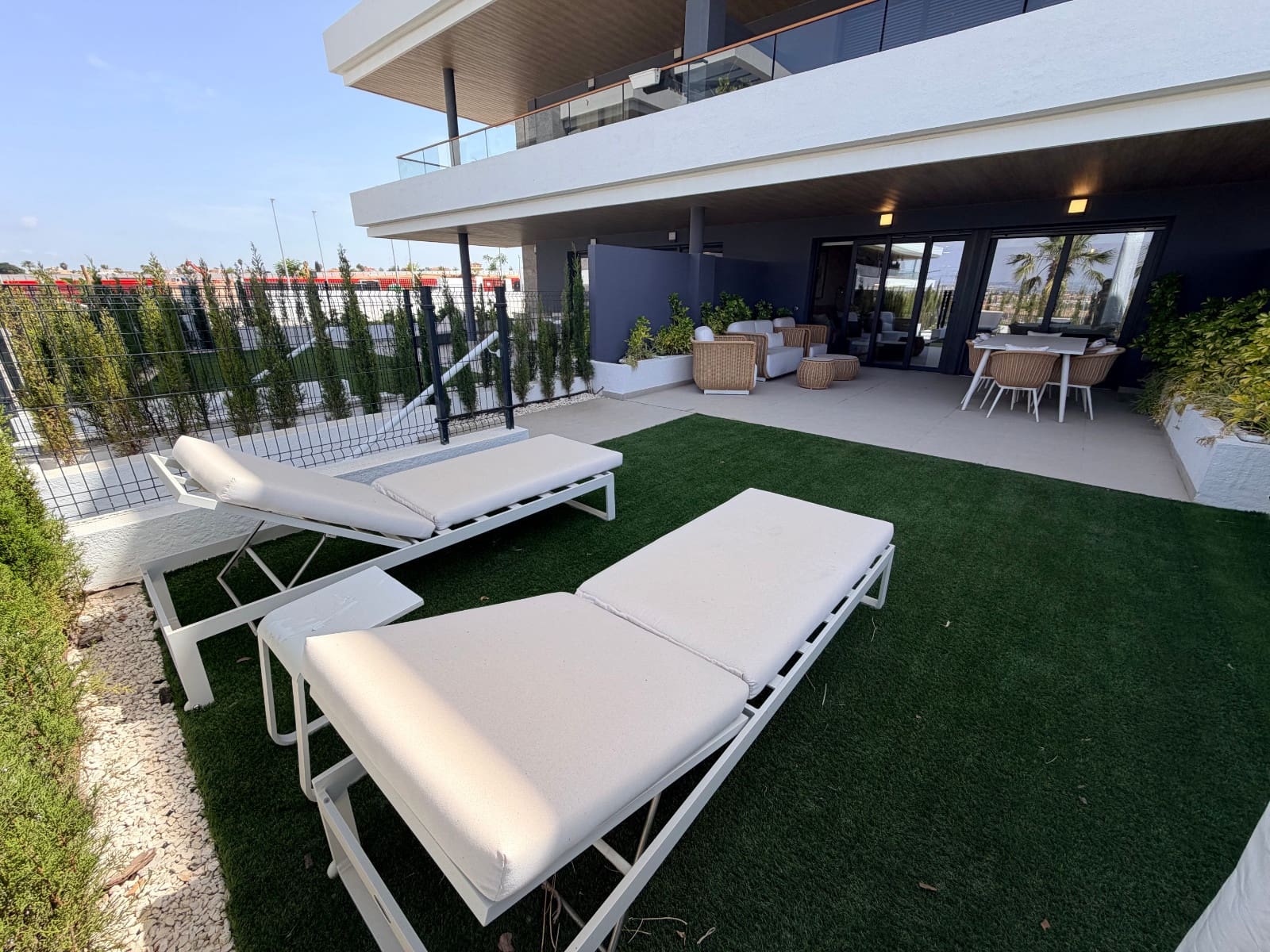 2 bedroom Bungalow for sale in La Siesta with pool garage - € 357,000 (Ref: 8398009)