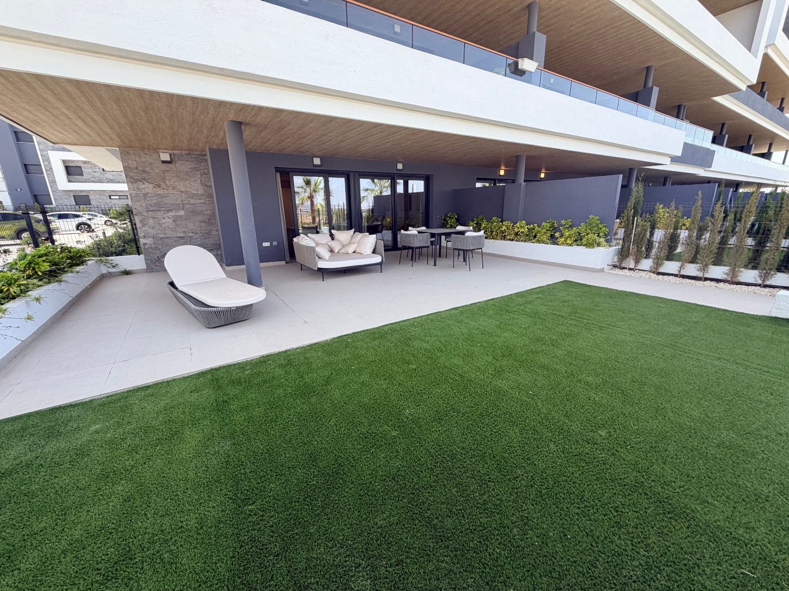 2 bedroom Bungalow for sale in La Siesta with pool garage - € 357,000 (Ref: 8398009)