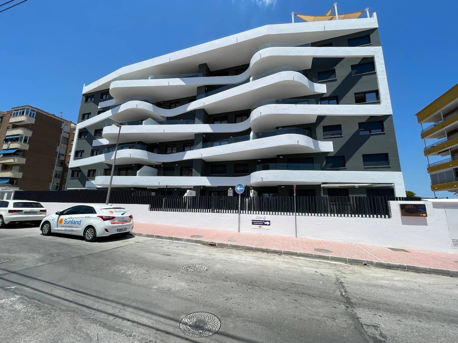 Apartamento Playa de 3 habitaciones en Orihuela Costa en venta con piscina garaje - 478.000 € (Ref: 8460602)