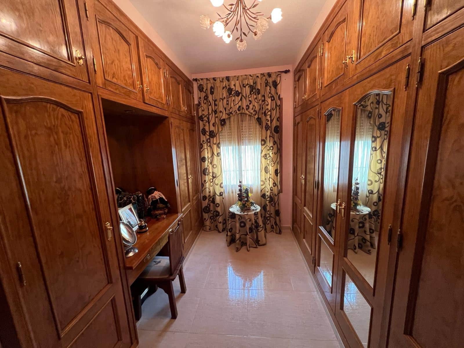 3 slaapkamer Villa te koop in Campoamor met zwembad - € 950.000 (Ref: 8537696)