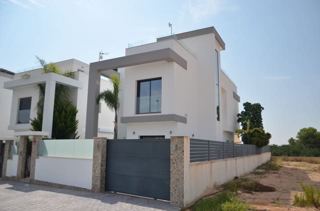 3 camera da letto Villa in vendita in Pinar de Campoverde, Pilar de la Horadada con piscina - 499.000 € (Rif: 8546818)