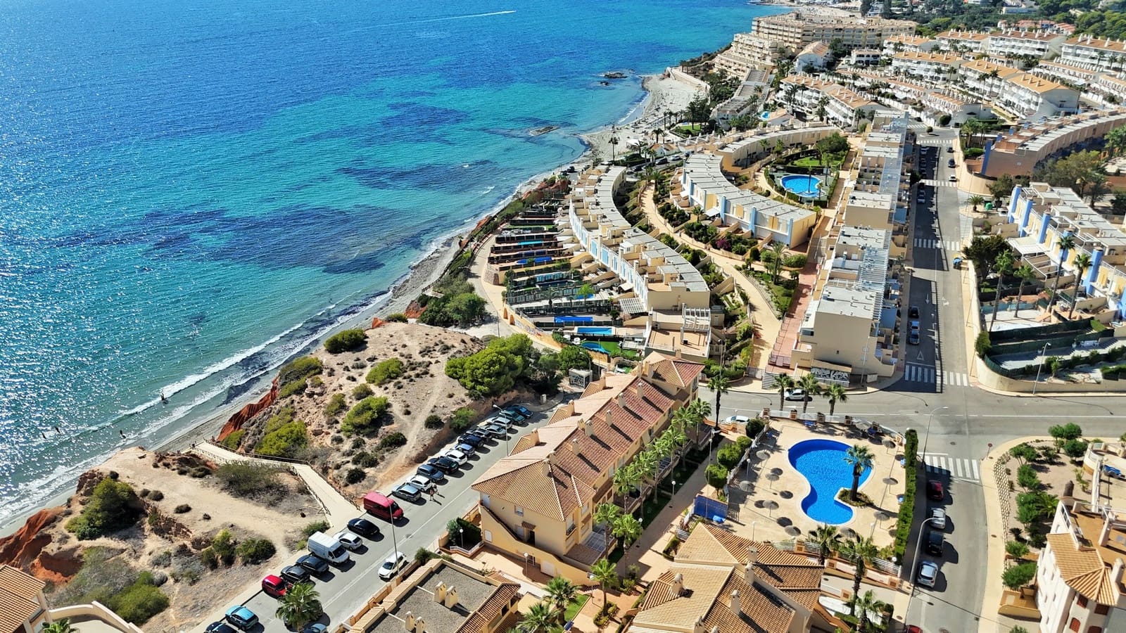 3 soveværelse Lejlighed til salg i Cabo Roig med swimmingpool - € 399.950 (Ref: 8570275)
