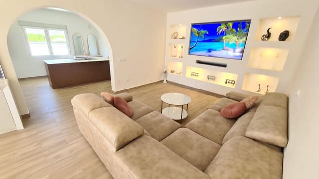 4 makuuhuone Huvila myytävänä paikassa Doña Pepa, Rojales mukana uima-altaan - 560 000 € (Ref: 8584094)