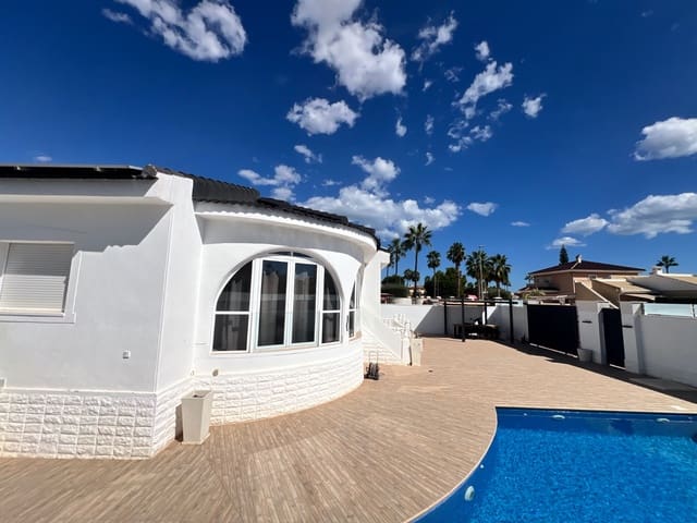 4 makuuhuone Huvila myytävänä paikassa Doña Pepa, Rojales mukana uima-altaan - 560 000 € (Ref: 8584094)