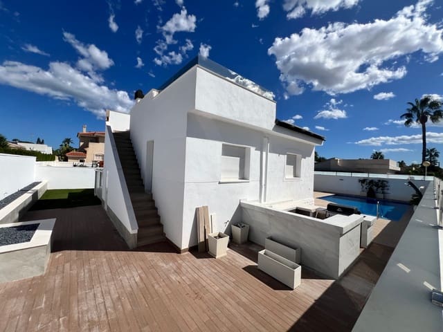 4 makuuhuone Huvila myytävänä paikassa Doña Pepa, Rojales mukana uima-altaan - 560 000 € (Ref: 8584094)