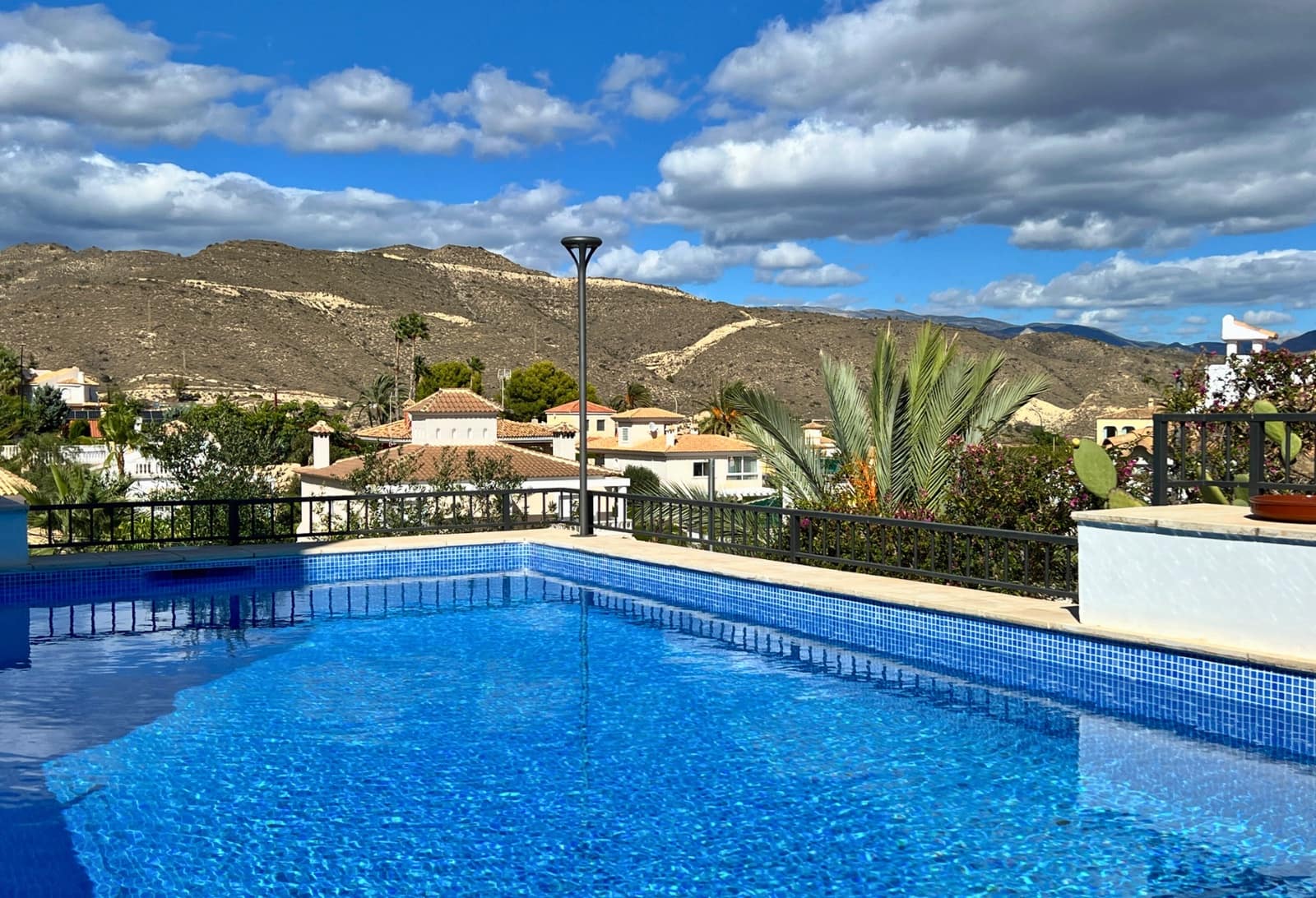 4 camera da letto Villa in vendita in El Campello con piscina - 975.000 € (Rif: 8603514)