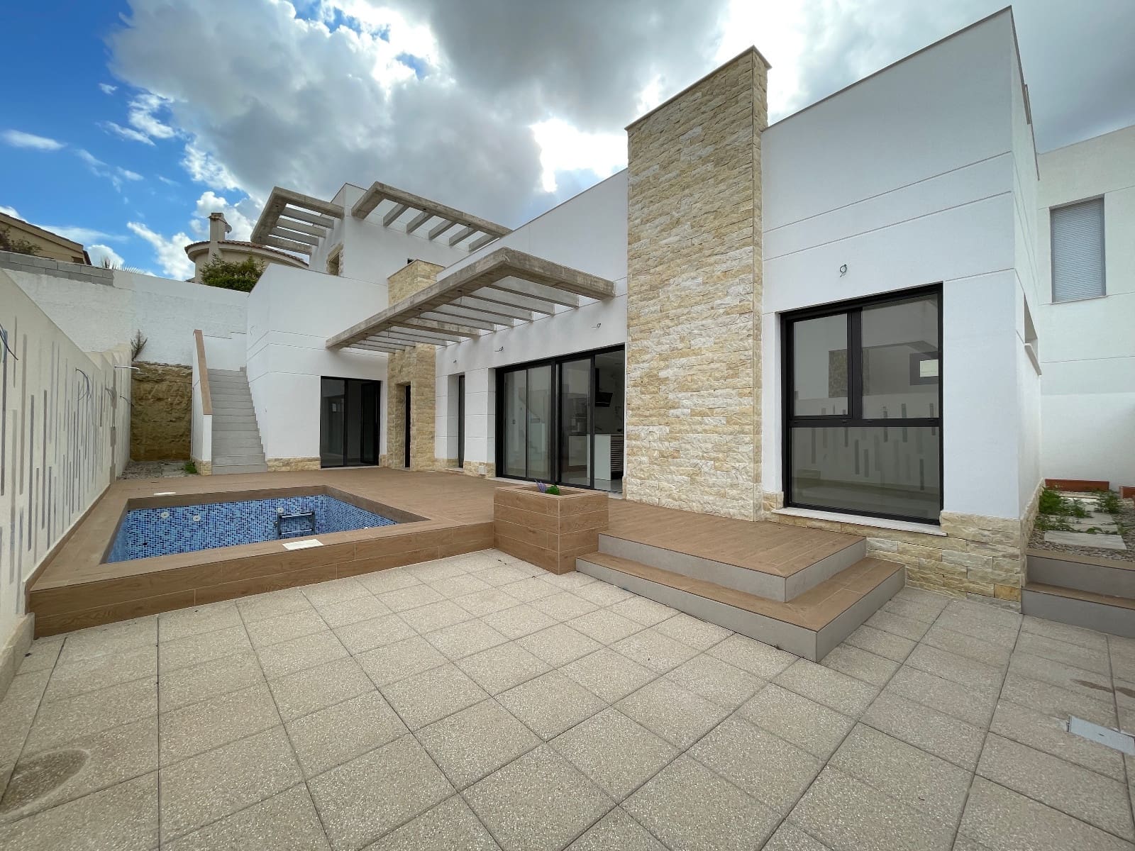 3 soveværelse Villa til salg i Benimar med swimmingpool - € 360.000 (Ref: 8633766)