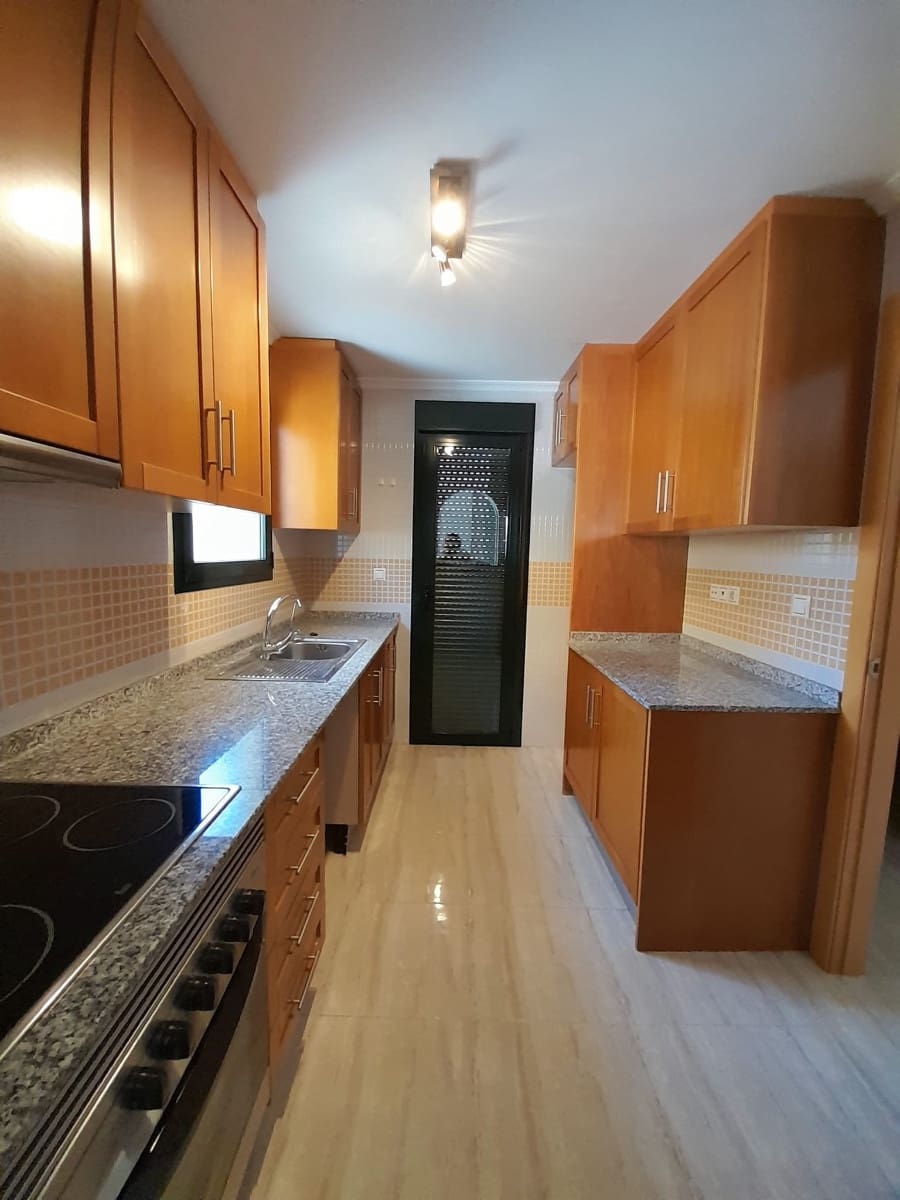 3 makuuhuone Huvila myytävänä paikassa Ciudad Quesada mukana uima-altaan - 295 000 € (Ref: 8635311)