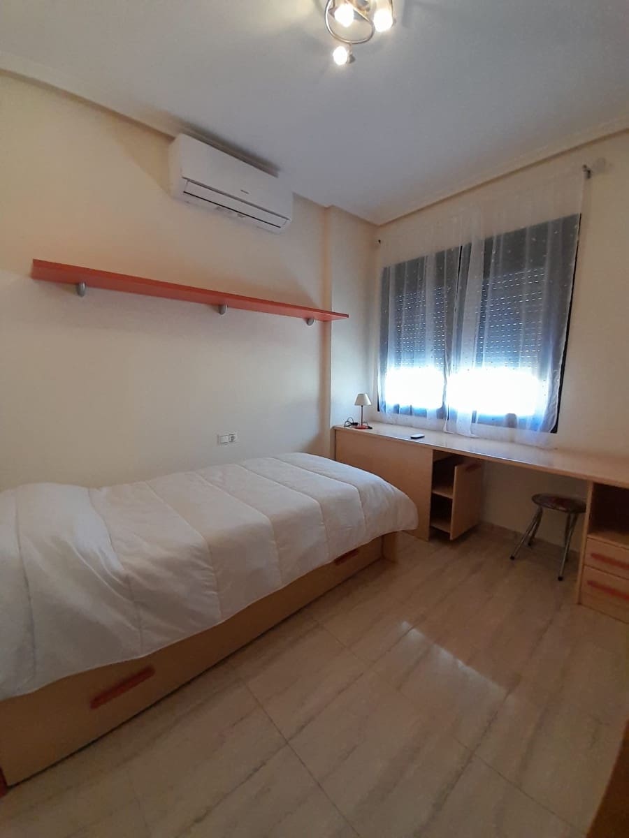 Casa de 3 habitaciones en Ciudad Quesada en venta con piscina - 265.000 € (Ref: 8637194)