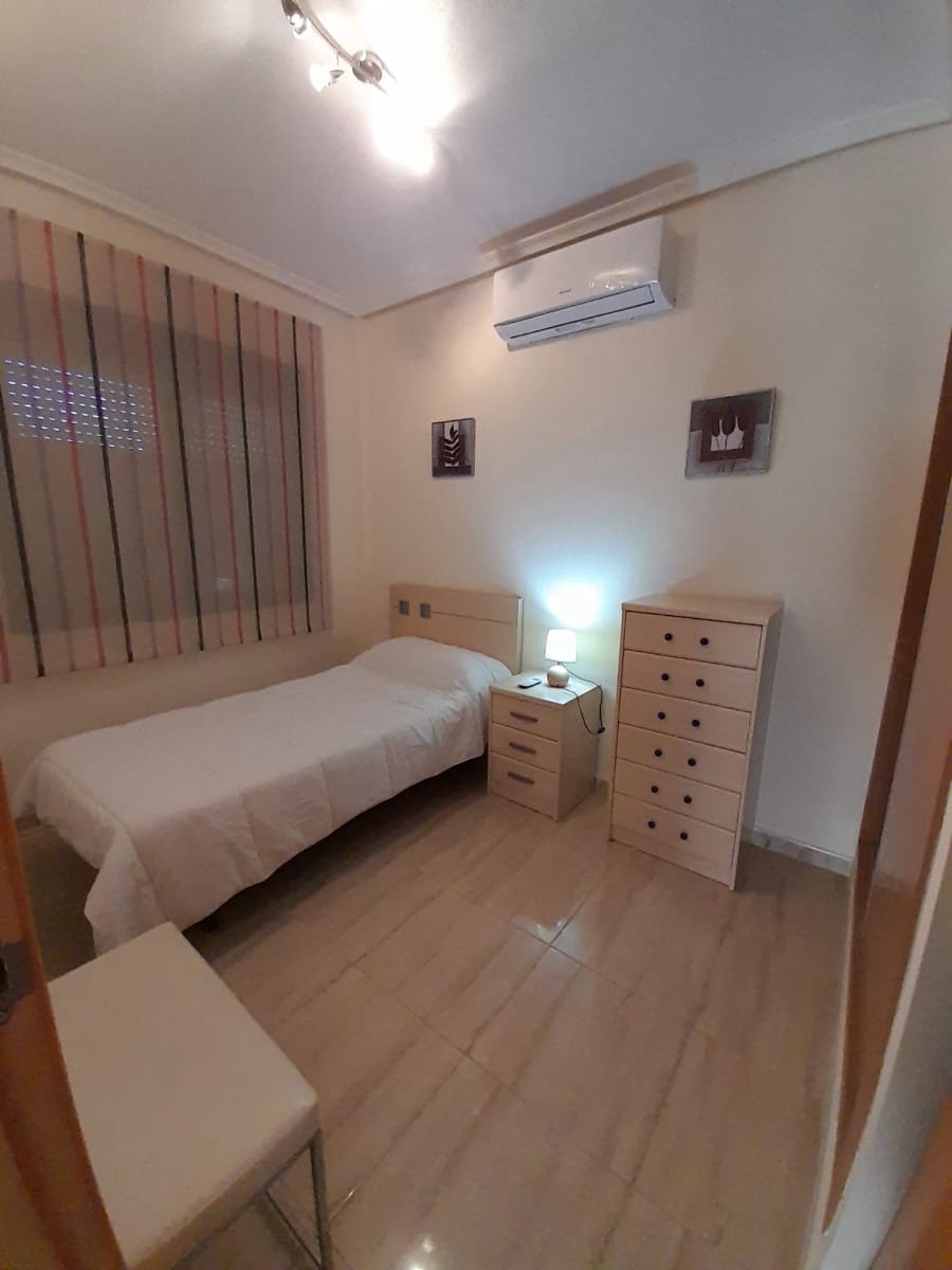 Casa de 3 habitaciones en Ciudad Quesada en venta con piscina - 265.000 € (Ref: 8637194)