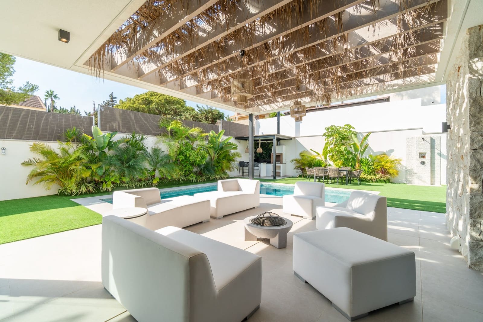 2 chambre Villa/Maison à vendre à Los Balcones avec piscine garage - 649 000 € (Ref: 8685964)