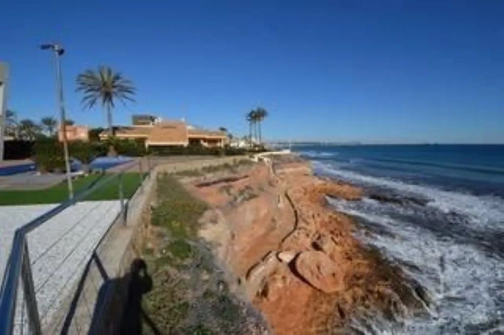 6 bedroom Villa for sale in Cabo Roig with pool garage - € 2,790,000 (Ref: 8697885)