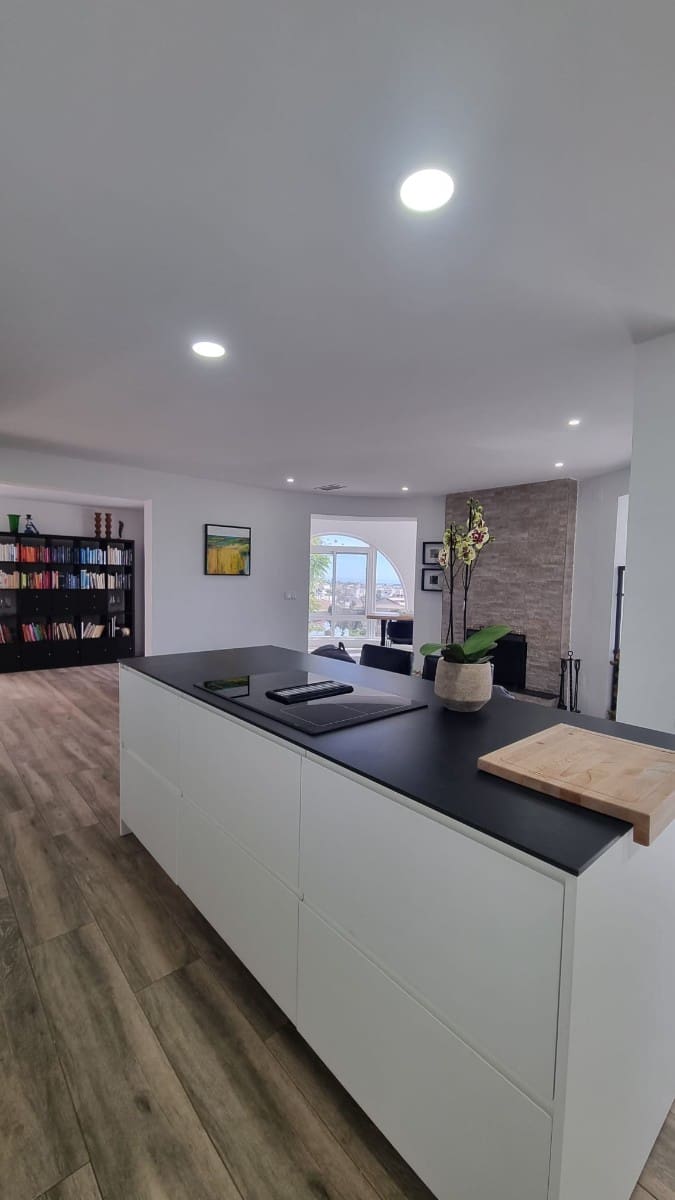 5 makuuhuone Huvila myytävänä paikassa Ciudad Quesada mukana uima-altaan - 695 000 € (Ref: 8774800)