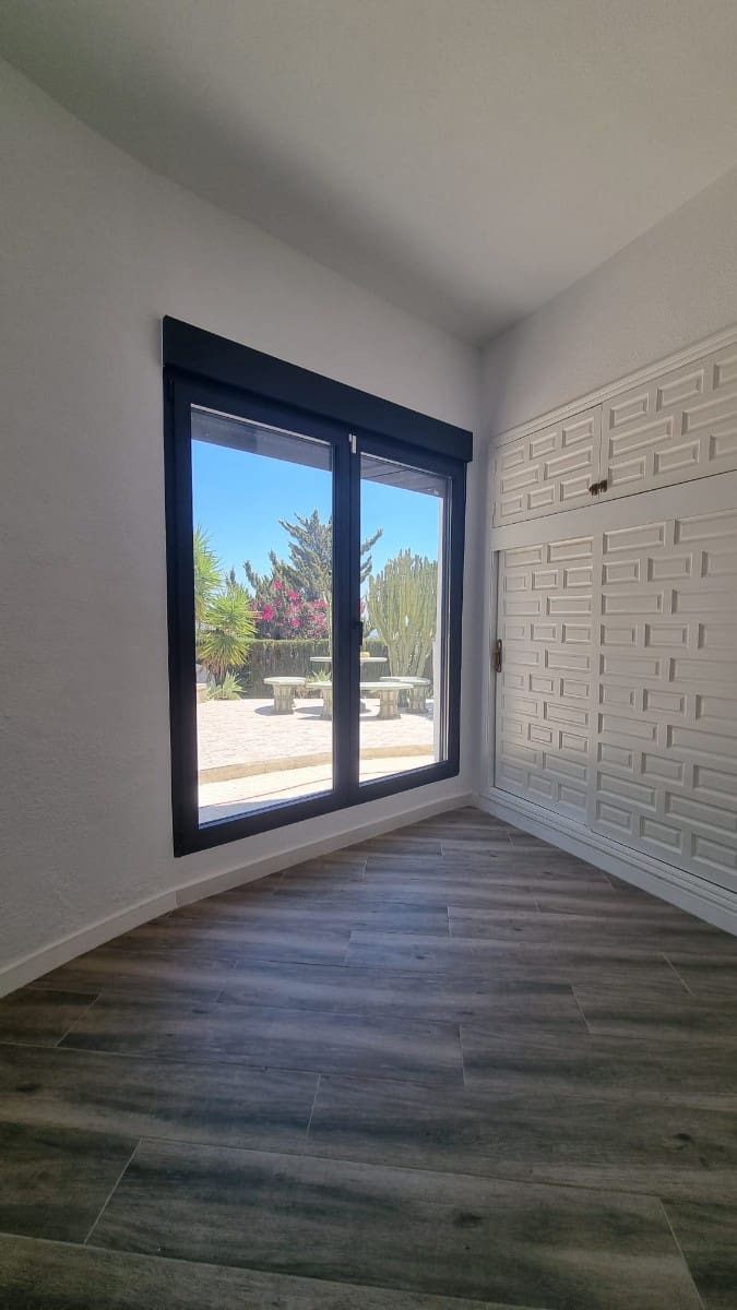 5 makuuhuone Huvila myytävänä paikassa Ciudad Quesada mukana uima-altaan - 695 000 € (Ref: 8774800)