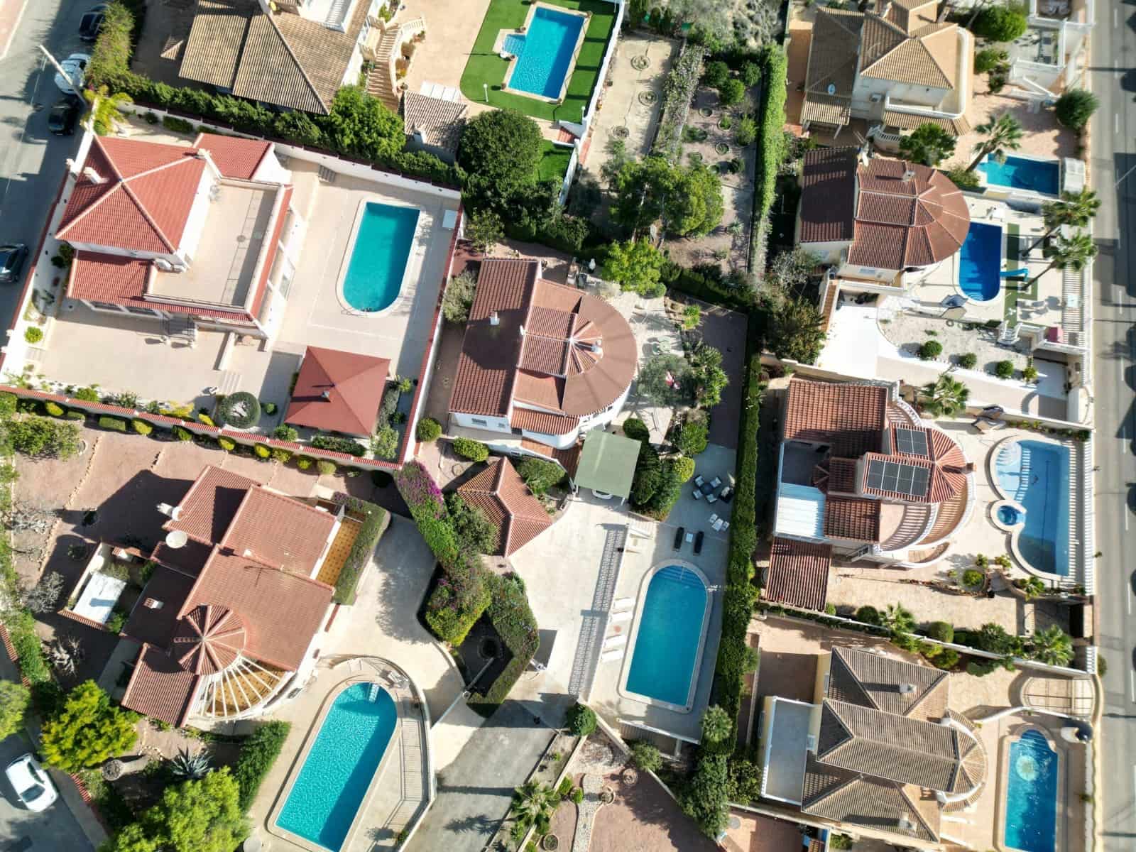 5 makuuhuone Huvila myytävänä paikassa Ciudad Quesada mukana uima-altaan - 695 000 € (Ref: 8774800)