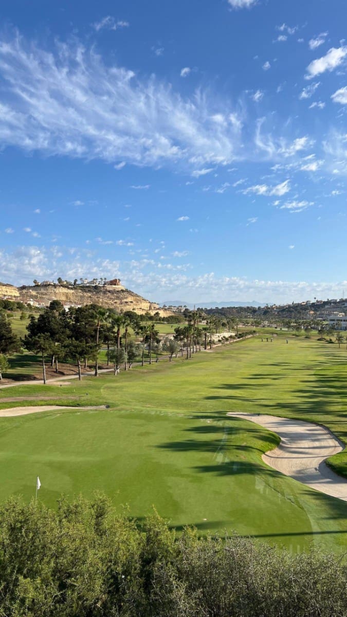 5 makuuhuone Huvila myytävänä paikassa Ciudad Quesada mukana uima-altaan - 695 000 € (Ref: 8774800)