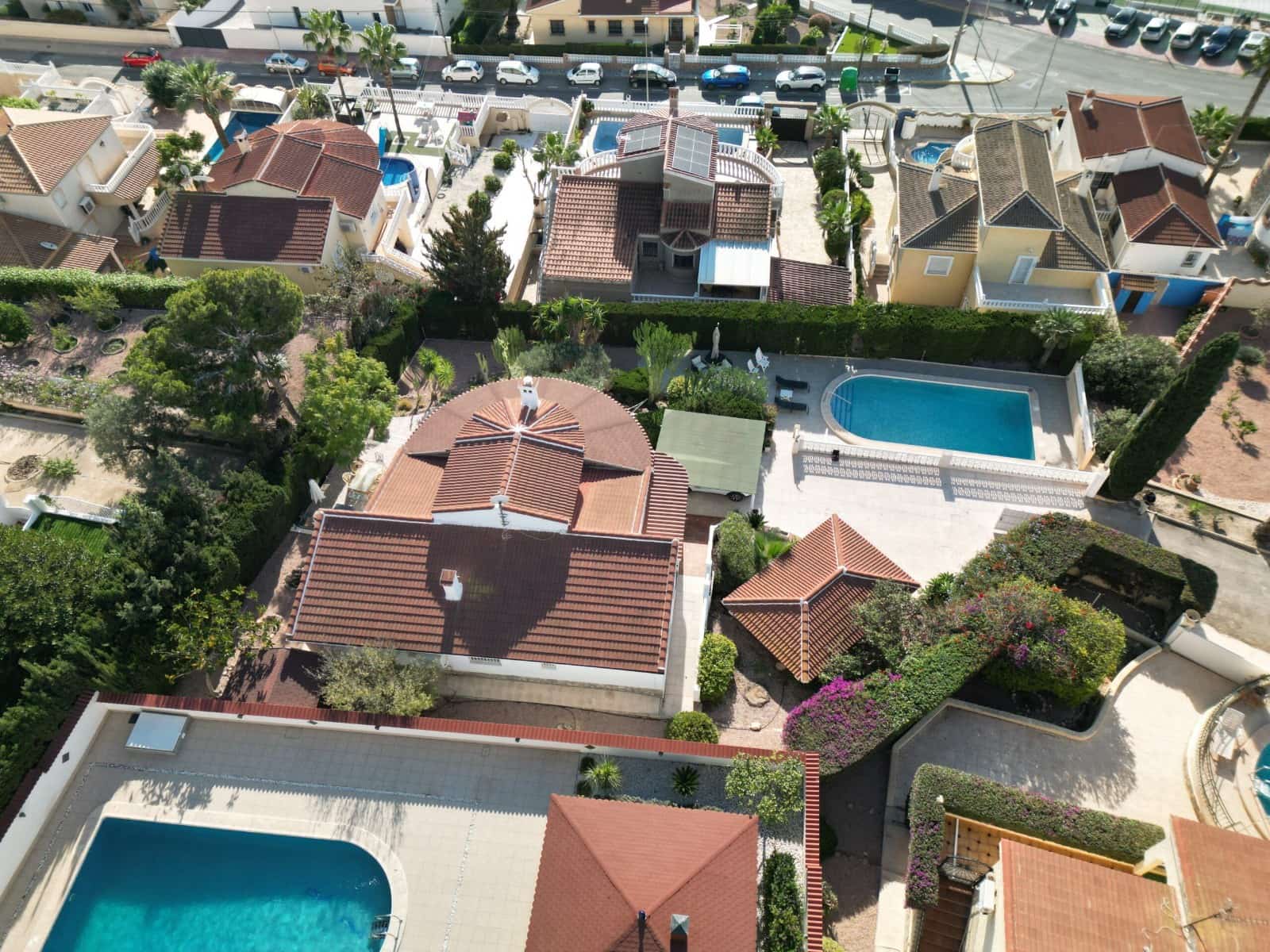 5 makuuhuone Huvila myytävänä paikassa Ciudad Quesada mukana uima-altaan - 695 000 € (Ref: 8774800)