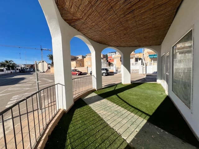 Commercial for sale in Pinar de Campoverde, Pilar de la Horadada - € 195,000 (Ref: 8776073)