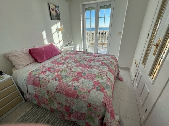 Apartamento Playa de 3 habitaciones en Guardamar del Segura en venta con piscina - 350.000 € (Ref: 8800221)