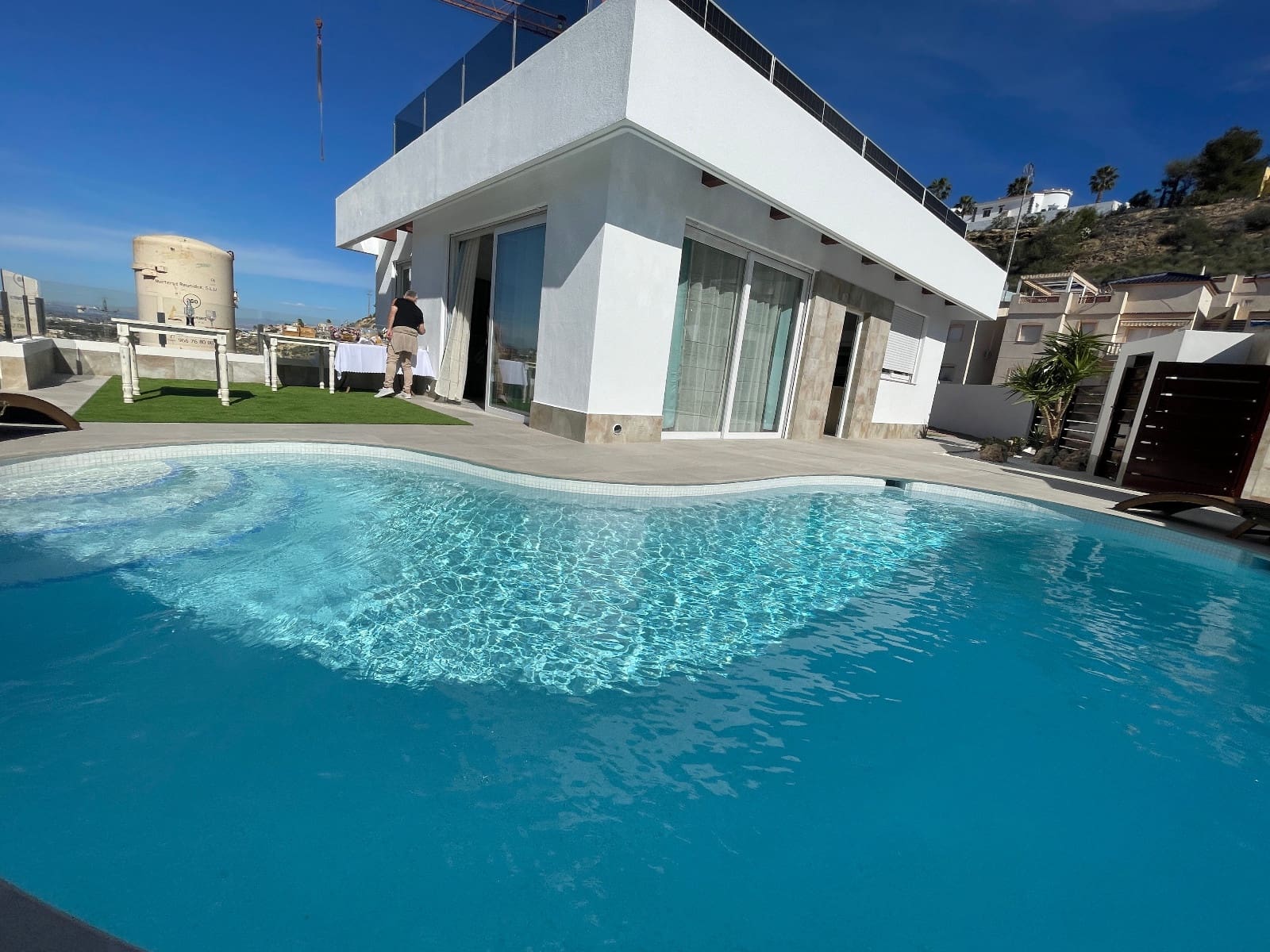 5 bedroom Villa for sale in La Marquesa with pool - € 556,000 (Ref: 8811016)