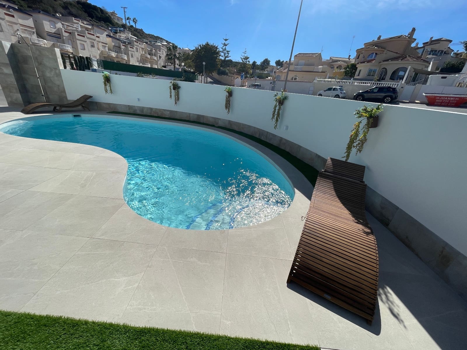 5 bedroom Villa for sale in La Marquesa with pool - € 556,000 (Ref: 8811016)