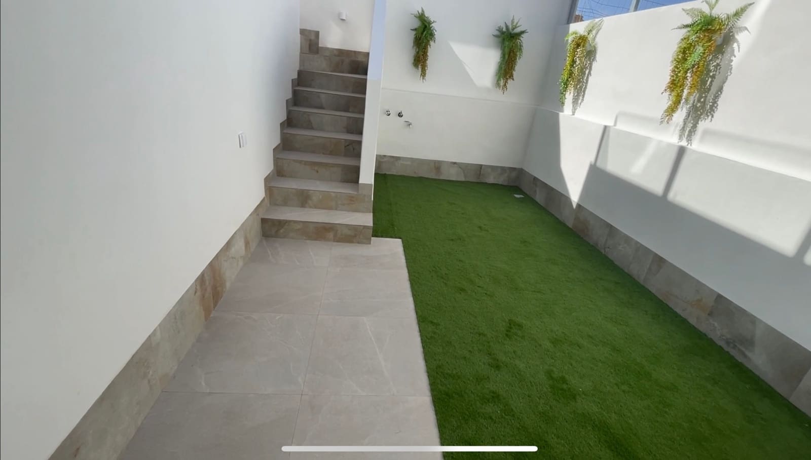 5 bedroom Villa for sale in La Marquesa with pool - € 556,000 (Ref: 8811016)