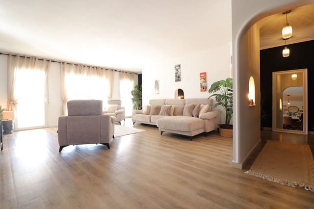 3 soverom Finca/Herregård til salgs i Rojales med svømmebasseng garasje - € 850 000 (Ref: 8862446)