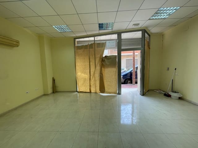 Erhverv til salg i Zona Pueblo, Guardamar del Segura - € 150.000 (Ref: 8885414)